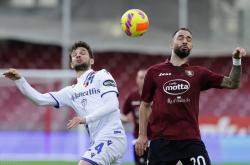 英雄联盟总决赛-包含瓦朗西亚胜斯特拉斯堡，逃离降级区的词条