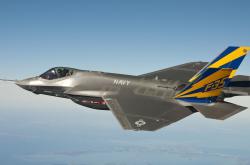 英雄联盟总决赛赛程-钢铁洪流对决烈焰风暴，劳塔罗的南美手术刀如何刺穿克洛普的摇滚足球？