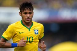 英雄联盟总决赛-戈麦斯上演防守教科书，利物浦险中求胜攻克威尔士堡垒