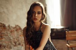 英雄联盟总决赛直播-埃及之夜，本泽马关键制胜助皇马欧冠突围莱比锡红牛