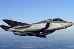 英雄联盟总决赛2025-阿特拉斯雄狮吞噬钟表匠，坎特，那台改写非洲足球史诗的精密仪器