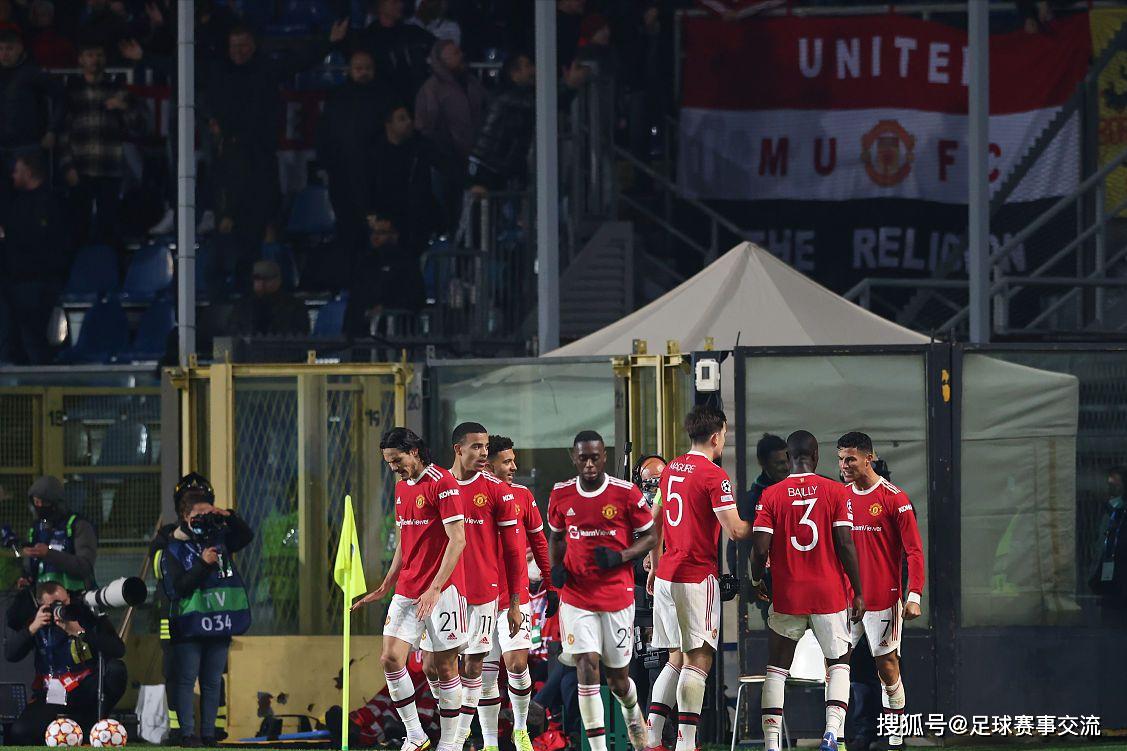 包含沃尔夫斯堡迎战奥格斯堡,胜负难断的词条 包含沃尔夫斯堡迎战奥格斯堡,胜负难断的词条