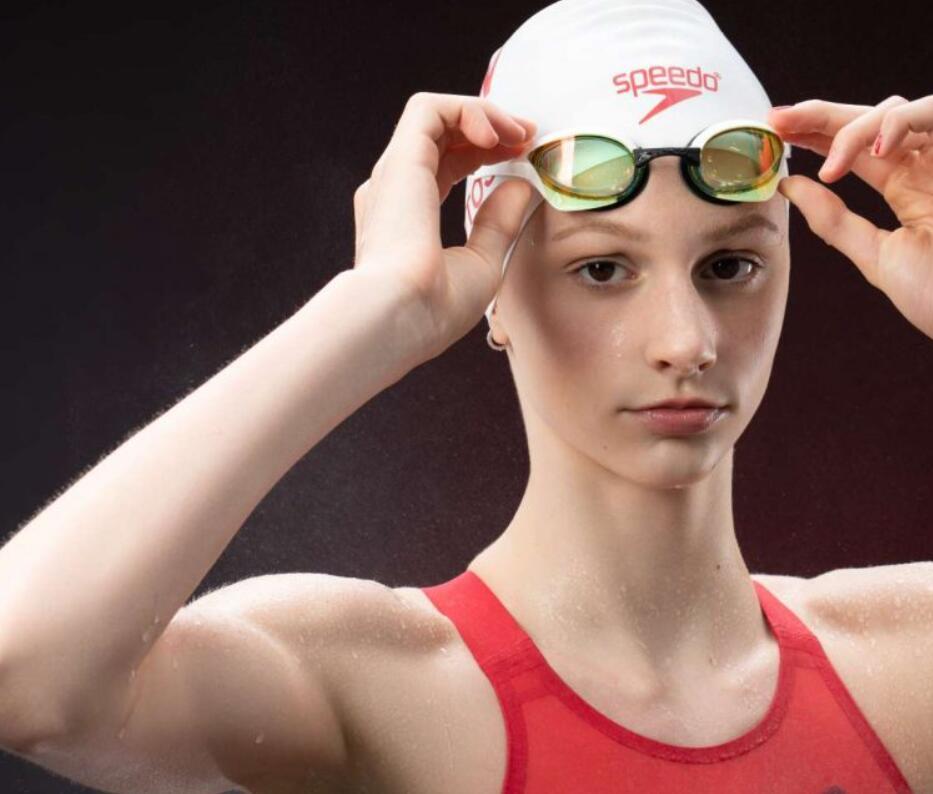 加拿大游泳选手在自由泳比赛中刷新纪录 加拿大游泳选手在自由泳比赛中刷新纪录