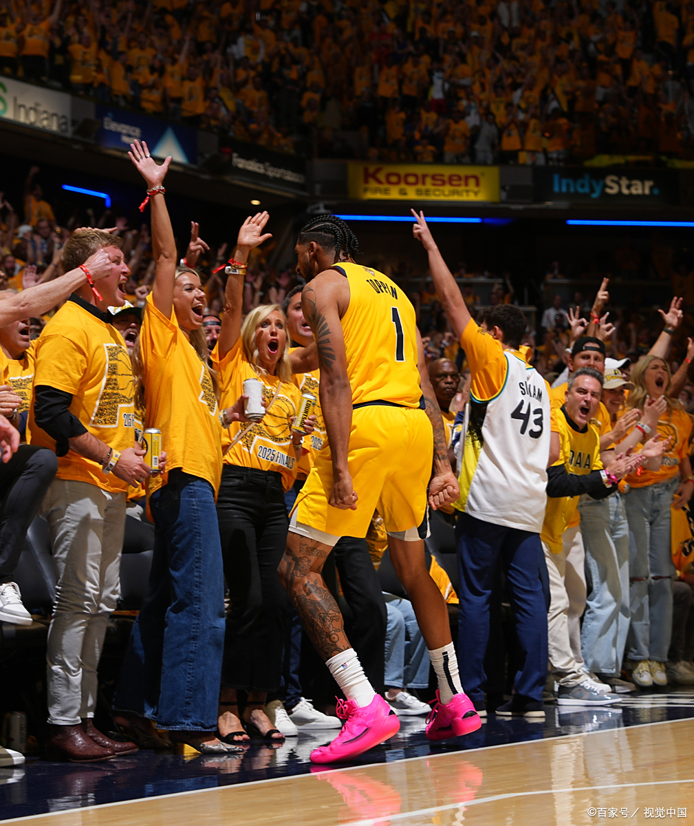 包含热火湖人大胜：新老交替之下的对决的词条