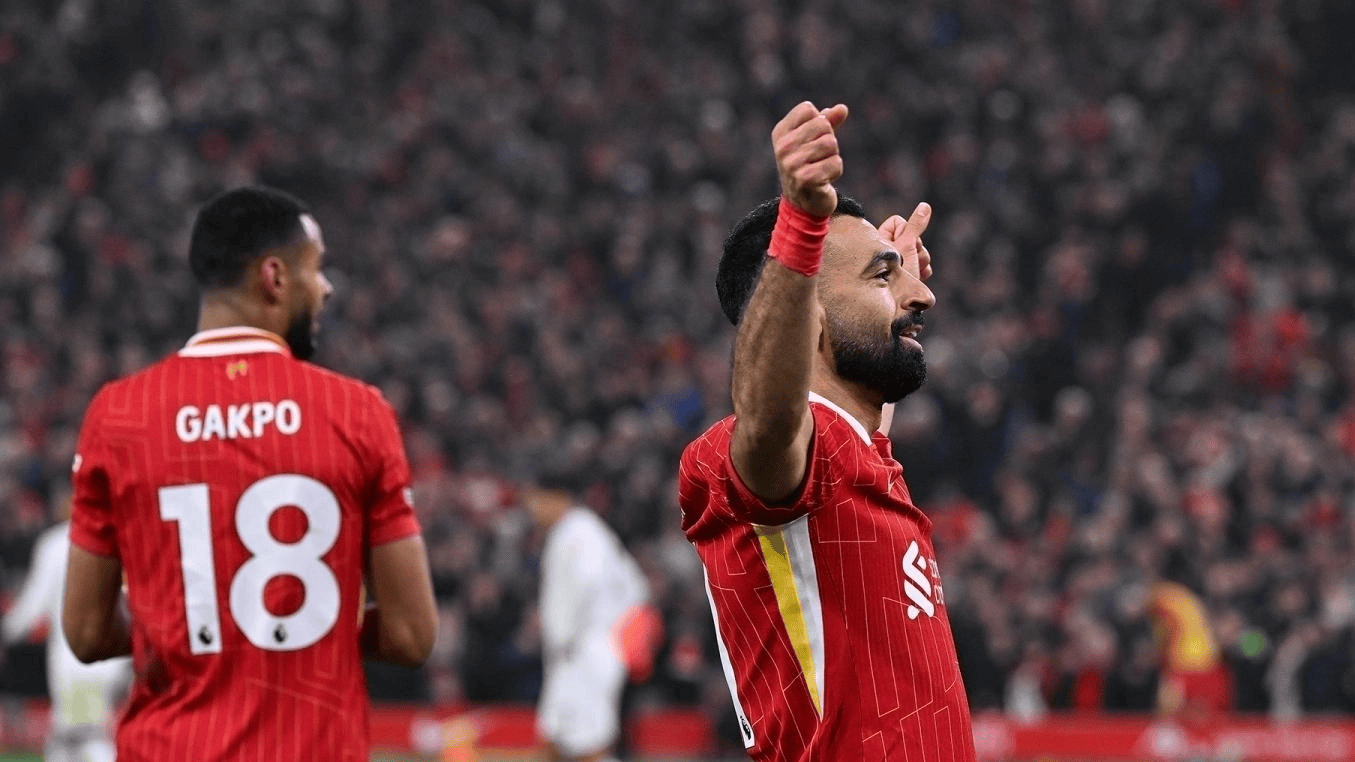 包含利物浦客场战胜埃弗顿，保持不败的词条