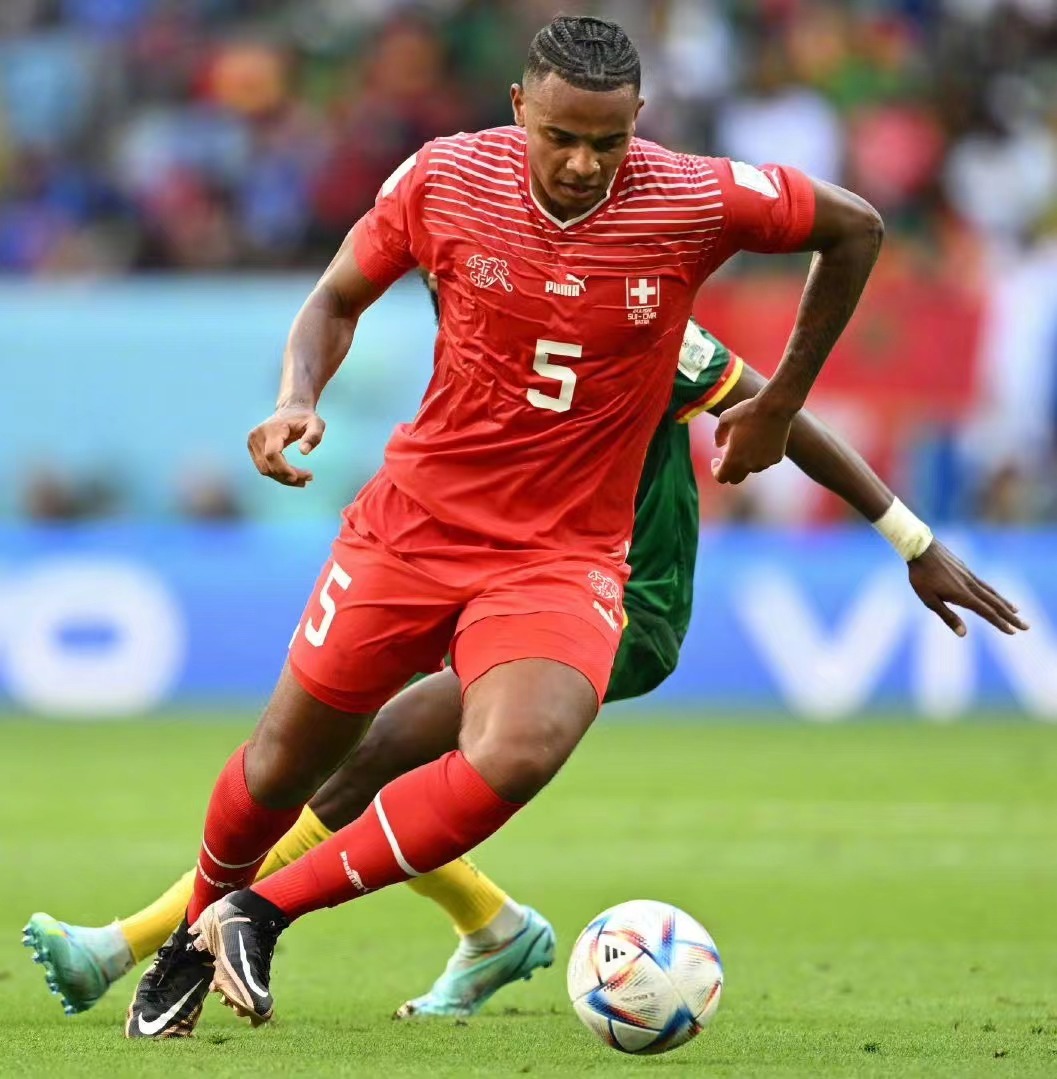 瑞士运动员表现抢眼,实现突破的简单介绍 瑞士运动员表现抢眼,实现突破的简单介绍