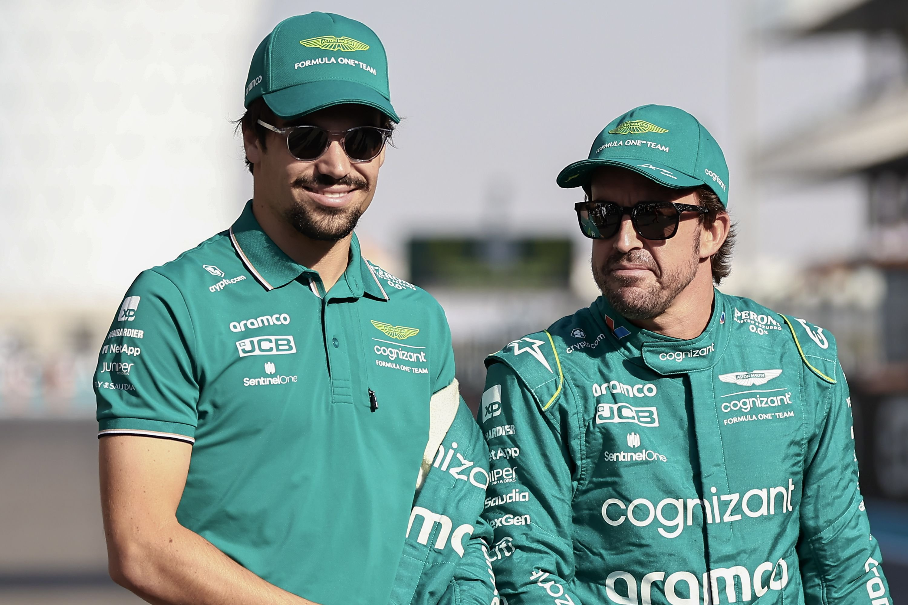 雷诺车队险胜哈斯车队，阿隆索点燃赛场的简单介绍