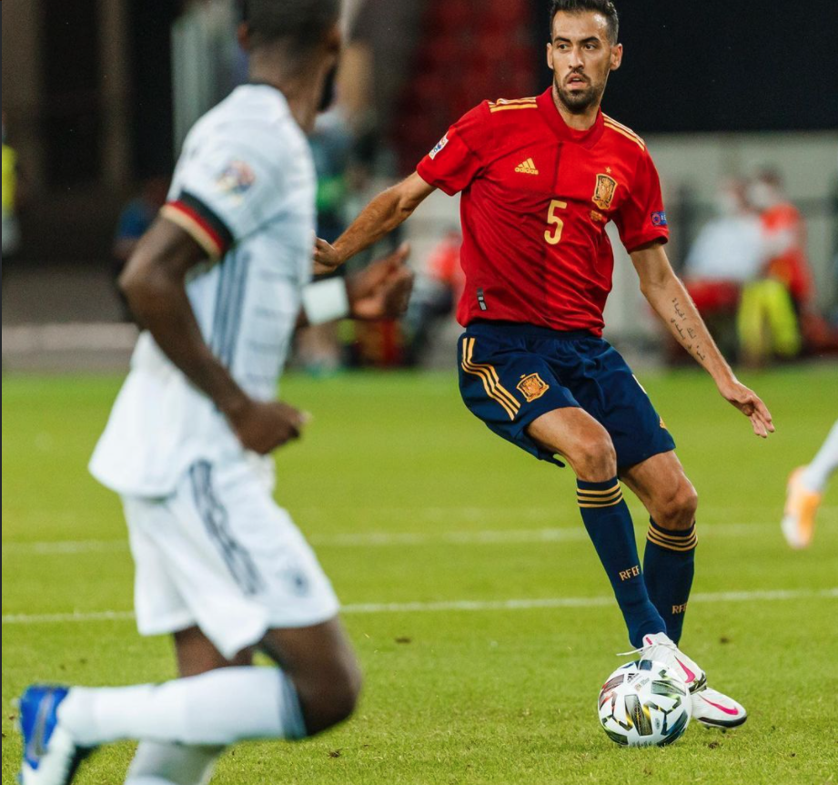 包含瑞典碾压AC米兰，库尔图瓦状态火热的词条