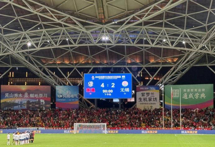 门将扑点力保全胜，带队晋级淘汰赛