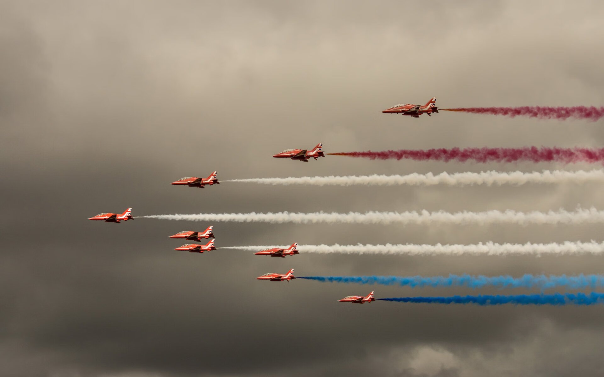 双城记，英超争冠白热化，尤文凭日本武士刀斩出胜利之路